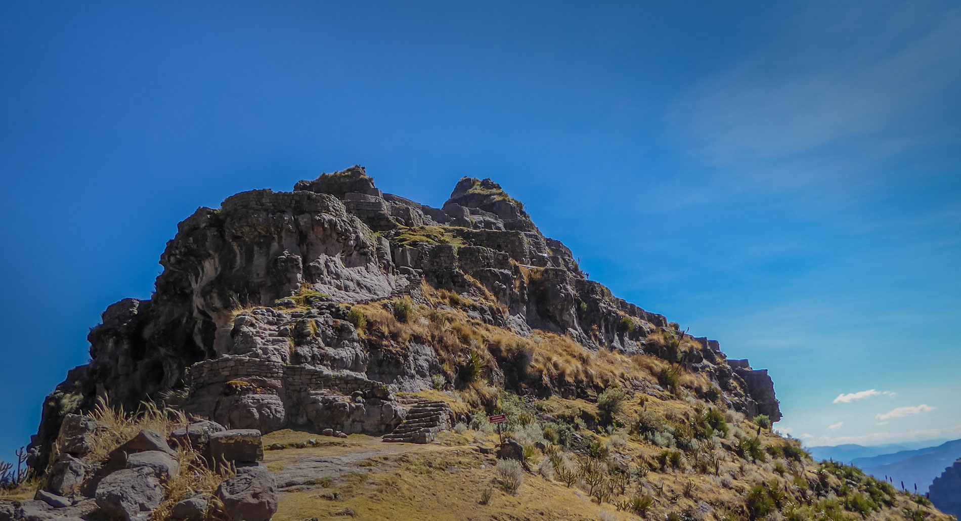 waqrapukara trekking cusco dentro de una experiencia de viaje