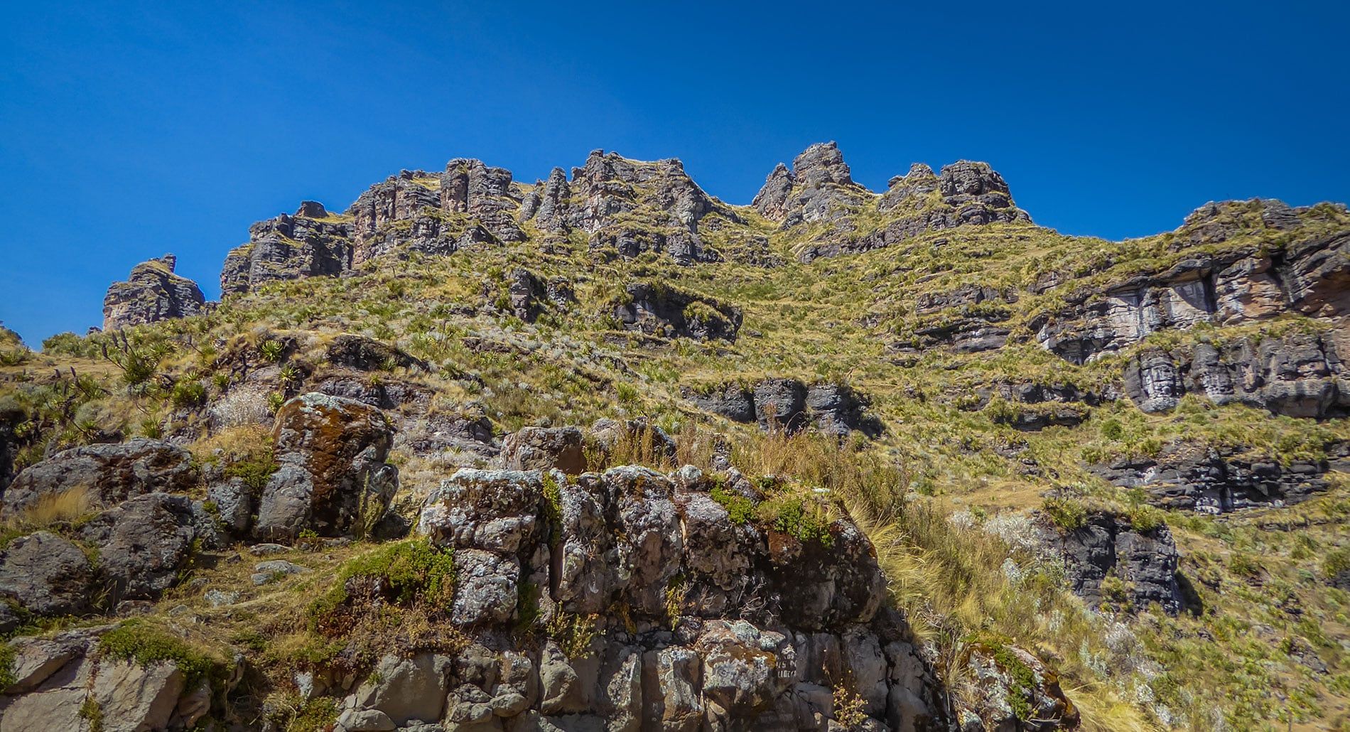 waqrapukara trekking cusco dentro de una experiencia de viaje