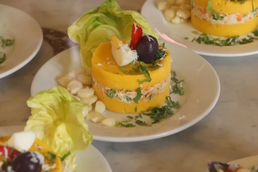 Causa Limena 900x599 - The best dishes of Peruvian gastronomy