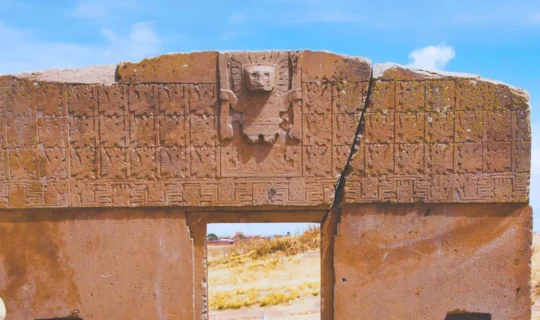 Porta del Sole, Tiahuanaco-Lago Titicaca