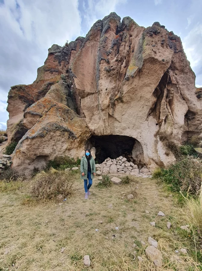 40 Pinturas Rupestres En La Cueva Del Toro Lampa