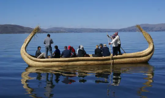 Excursión de 1 día Lago Titicaca, Taquile y Uros