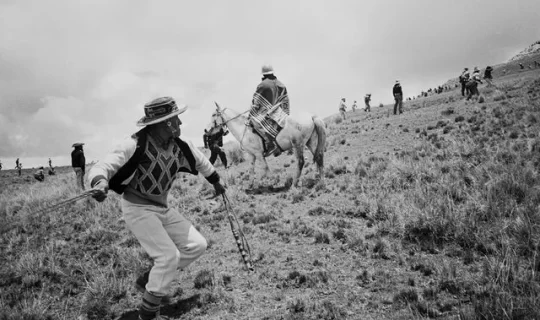 Chiaraje en Cusco, pelea que fertiliza la tierra
