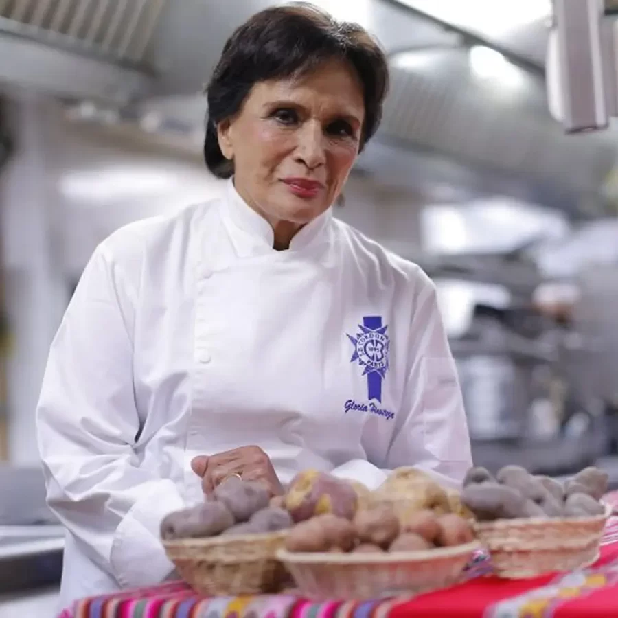 Gloria Hinostroza 900x900 - Peruvian women in gastronomy