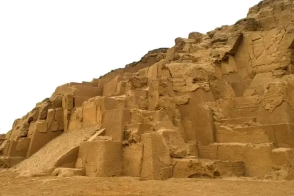 Adobe pyramid walls at the Mateo Salado Archaeological Complex in Lima