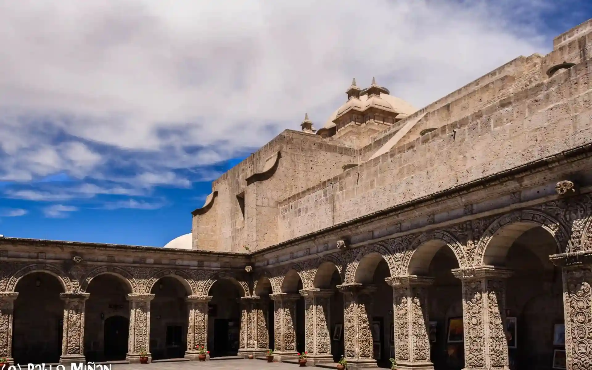 Claustros De L Compania De Jesus Arequipa (2)