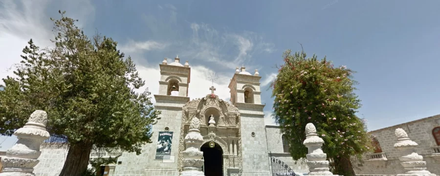 Iglesia San Miguel Arcangel De Cayma