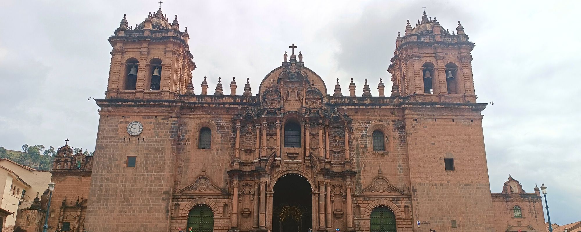 Basilica De La Catedral De Cusco 1