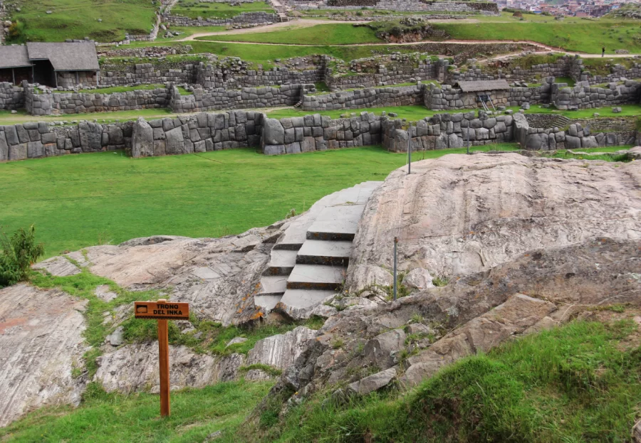 Trône de l'Inca Sacsayhuaman