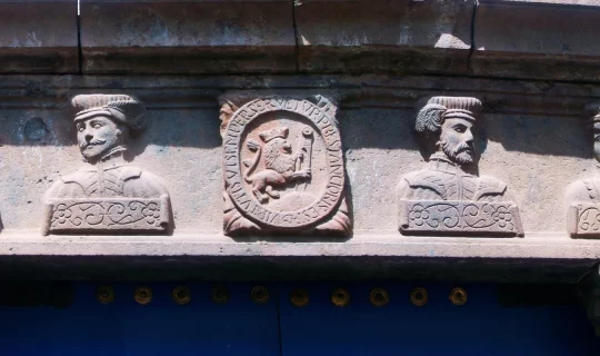Casa de los Cuatro Bustos, Cusco