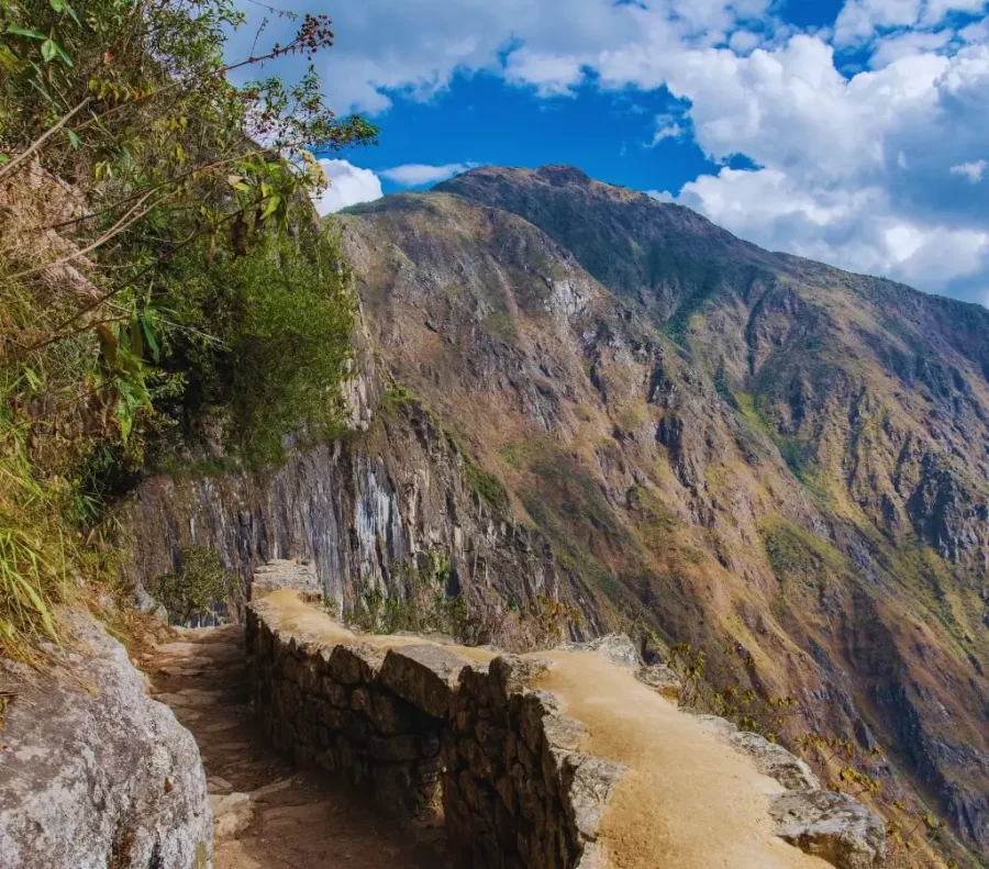 Route vers le pont Inca