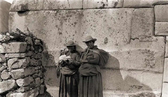 Femmes des travailleurs du Machu Picchu photo : Hiram Bingham