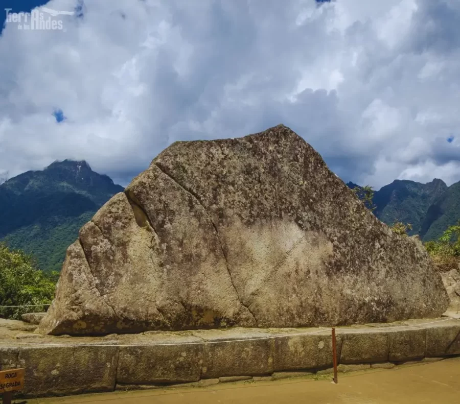 Rock Holy Machu Picchu
