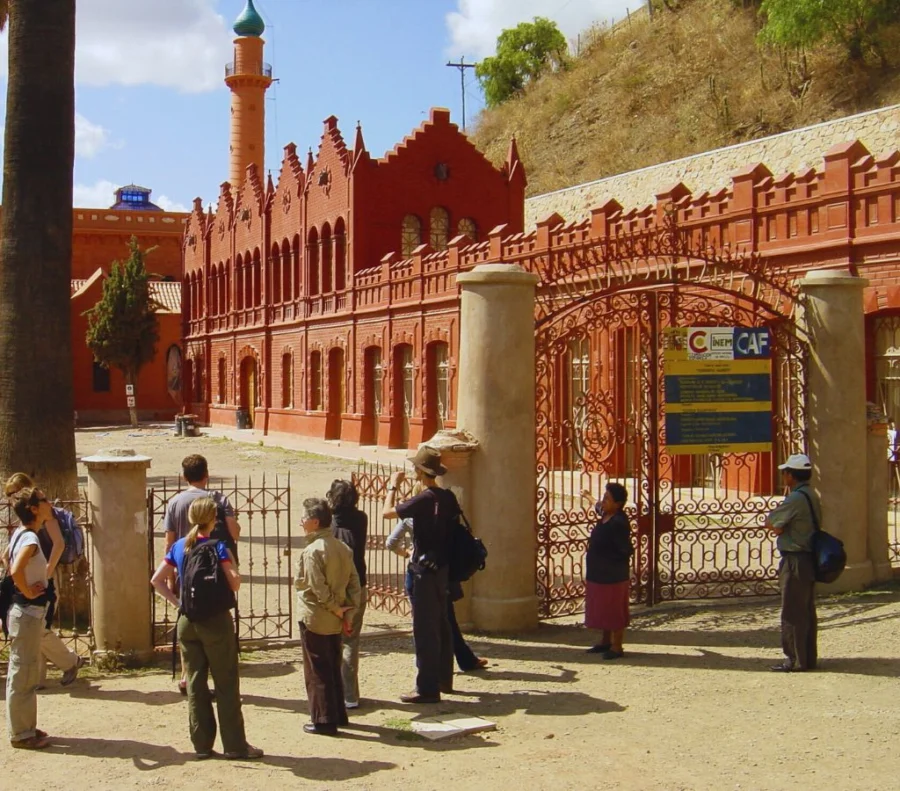 Castillo De La Glorieta En Sucre