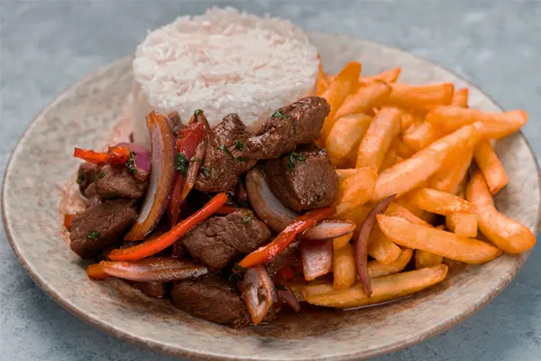 Lomo Saltado (2)